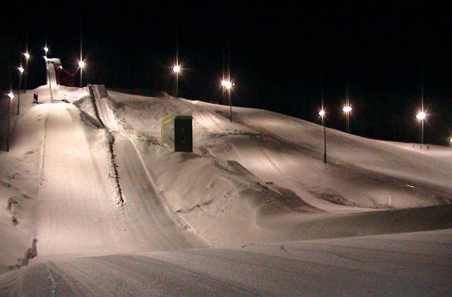 fac-ski01