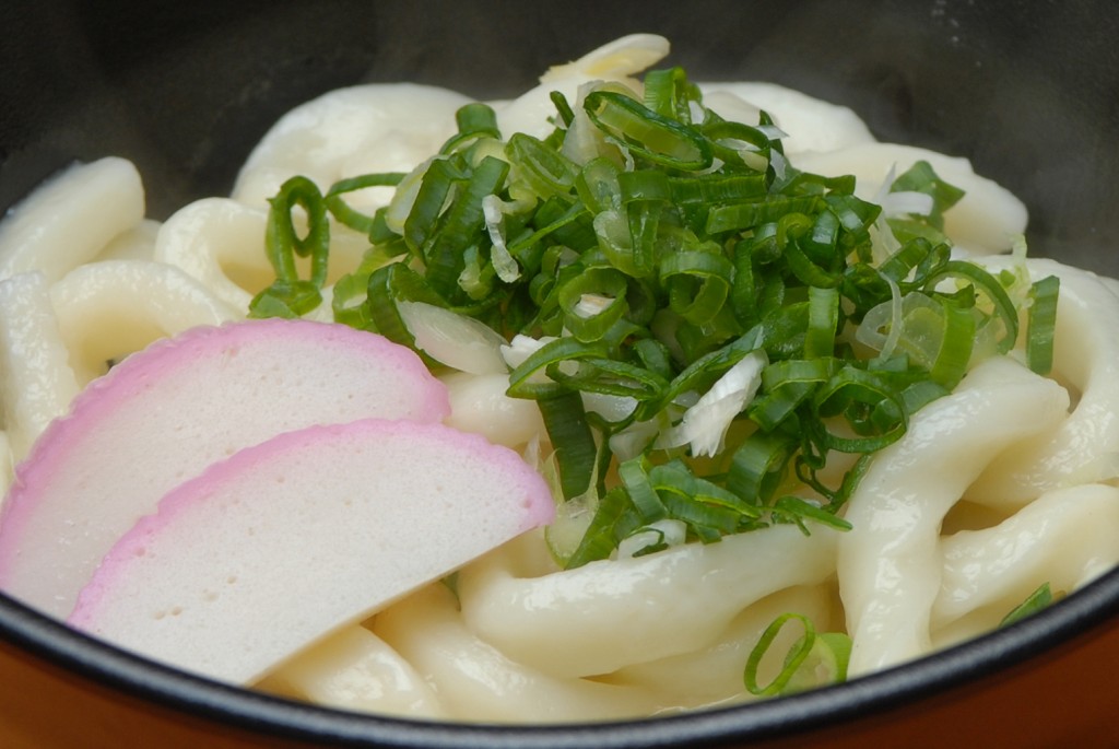 伊勢うどん（ねぎ・かまぼこ2枚）拡大